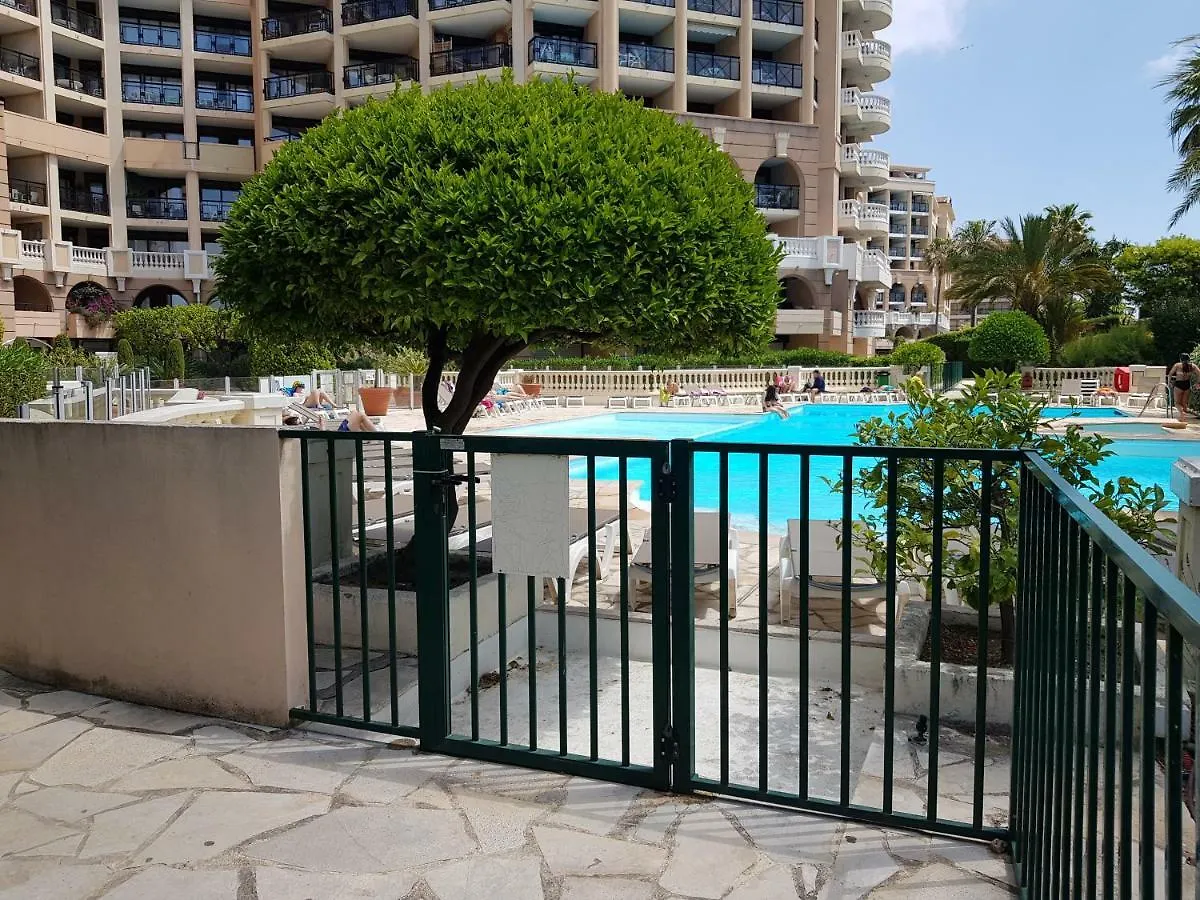 Cyrnos Apartment Cannes France